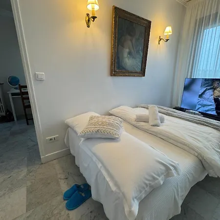 Lilas House 레 릴라